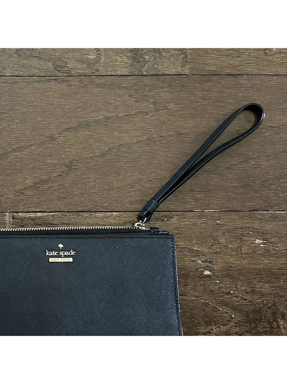 Kate Spade Black Leather Wristlet/wallet-EUC - Picture 4 of 11